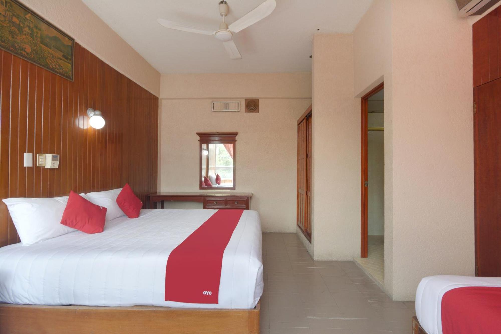 Oyo Hotel Totonacapan, Papantla エクステリア 写真