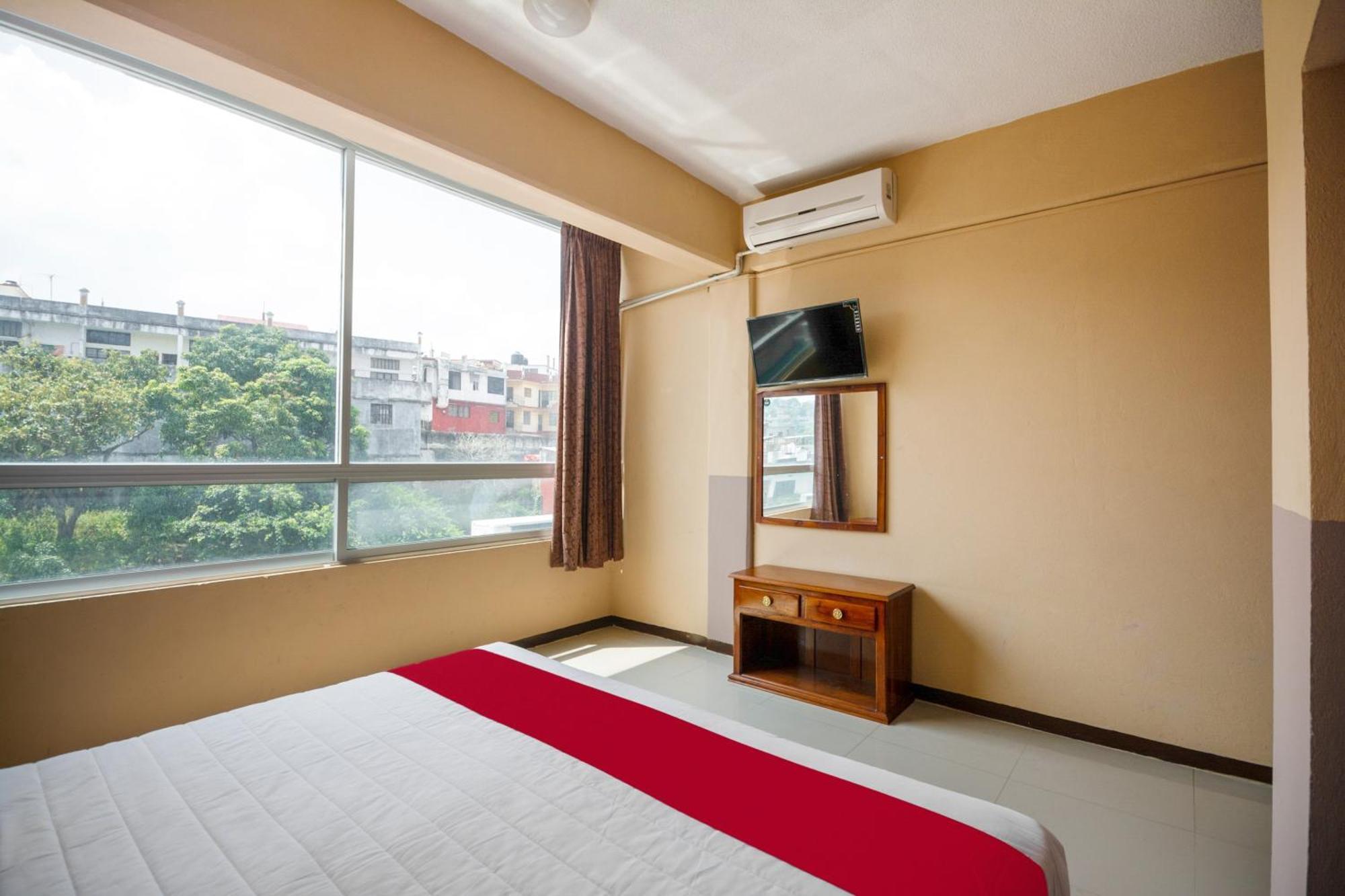 Oyo Hotel Totonacapan, Papantla エクステリア 写真